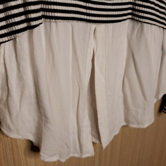 BKE Red Womens Striped Stretch Black White Layered Look Top Large - Picture 3 of 6